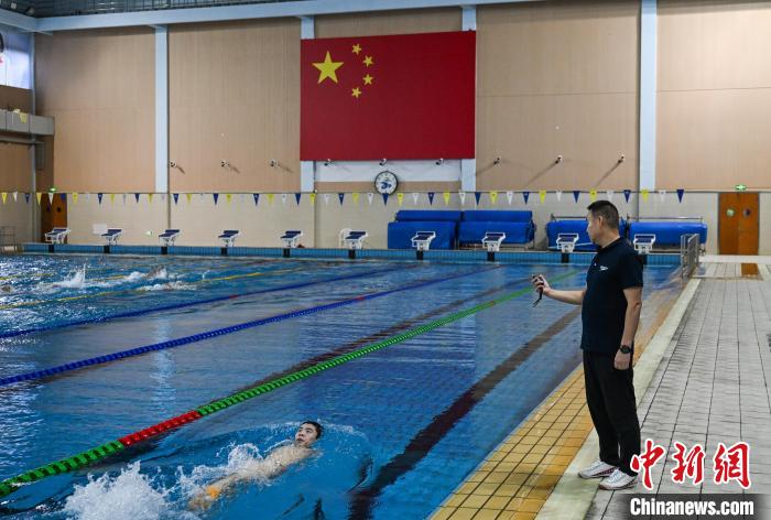 他失去了双臂，却长出了翅膀——郭金城获得中