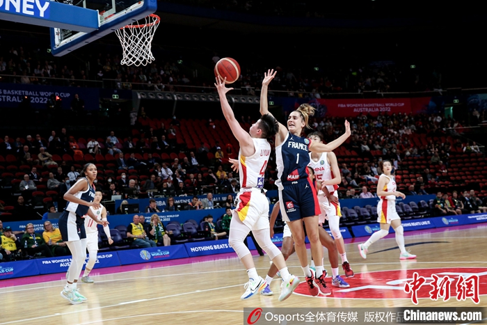 中国女篮力克法国队挺进四强 有望冲击历史最佳