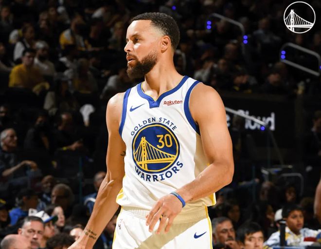 库里复出率队险胜火箭 申京绝杀终结悬念